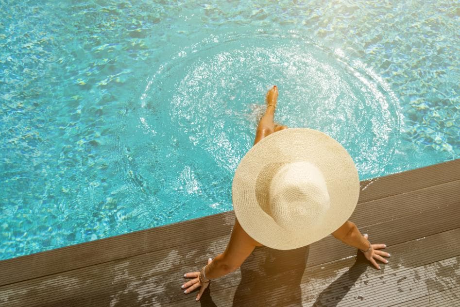 Sunlight on the water of a swimming pool